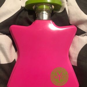 Bond 9 Madison Square Park